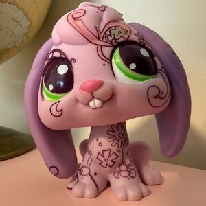 Jumbo LPS Littlest Pet Shop Rabbit w/ Colour + Stickers
